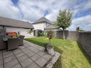 Photo 21- click for photo gallery